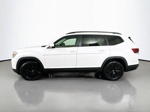 Opal White Pearl 2026 Volkswagen Atlas 2.0T SE W/TECHNOLOGY