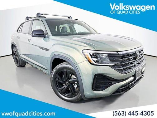 2026 Volkswagen Atlas Cross Sport 2.0T SEL R-Line Black