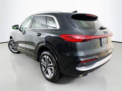 2025 Audi Q5 2.0T quattro Premium