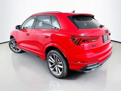 2025 Audi Q3 45 S line Premium