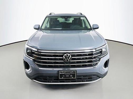 Pure Gray 2026 Volkswagen Atlas 2.0T SE W/TECHNOLOGY