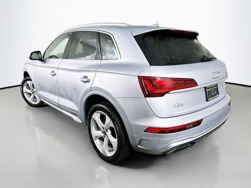 2025 Audi Q5 45 S line quattro Premium