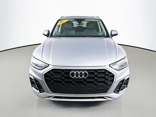 2025 Audi Q5 45 S line quattro Premium