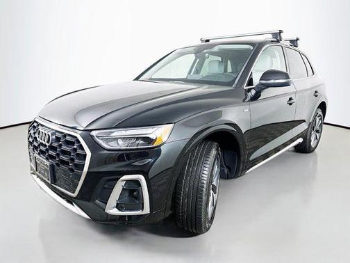 2022 Audi Q5 45 S line quattro Premium