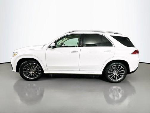 Polar White 2026 Mercedes-Benz GLE 450 4MATIC