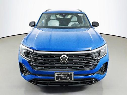 2025 Volkswagen Atlas Cross Sport 2.0T SEL R-Line Black
