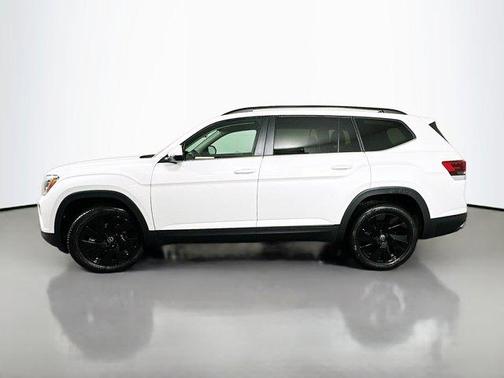 Opal White Pearl 2026 Volkswagen Atlas 2.0T SE W/TECHNOLOGY