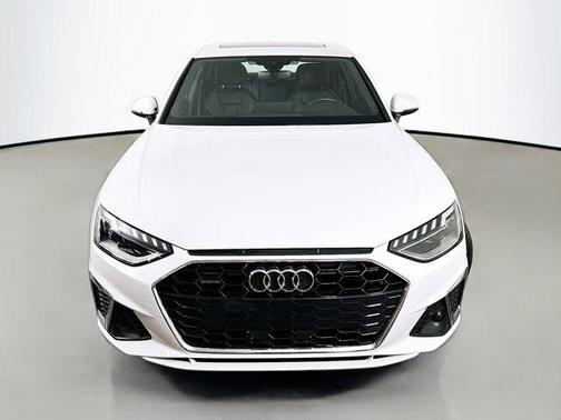 2023 Audi A4 45 S line quattro Premium