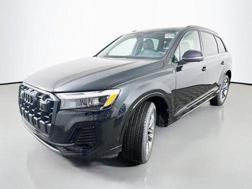 2025 Audi Q7 45 Premium