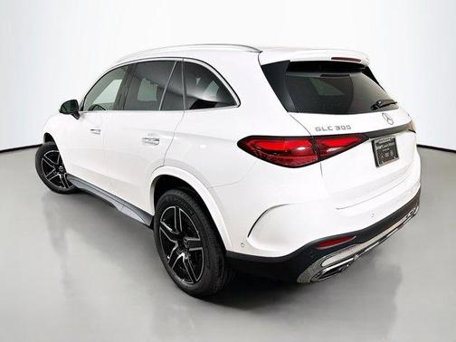 2026 Mercedes-Benz GLC 300 Base 4MATIC