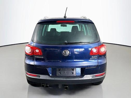 2011 Volkswagen Tiguan 