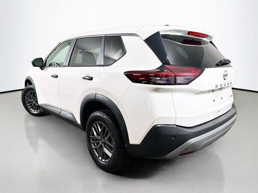 Glacier White 2023 Nissan Rogue S