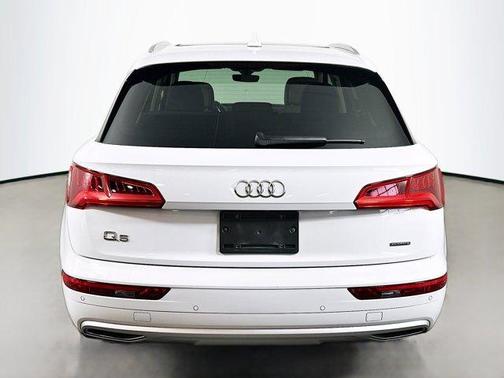 2020 Audi Q5 45 Premium