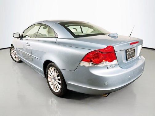 2008 Volvo C70 T5