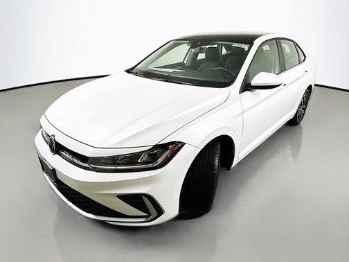 Opal White Pearl 2026 Volkswagen Jetta 1.5T SE