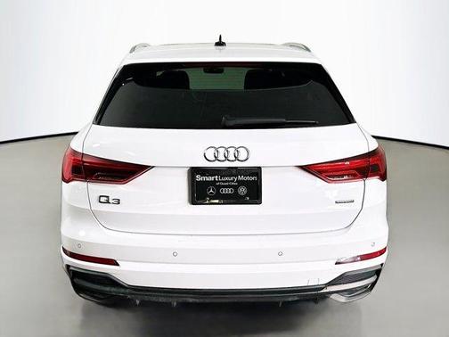 2025 Audi Q3 45 S line Premium