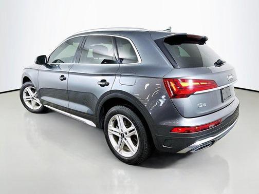 2022 Audi Q5 e 55 S line quattro Premium