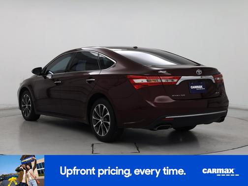 Burgundy 2017 Toyota Avalon XLE