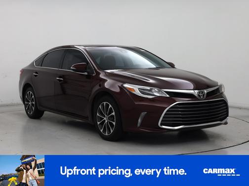 Burgundy 2017 Toyota Avalon XLE