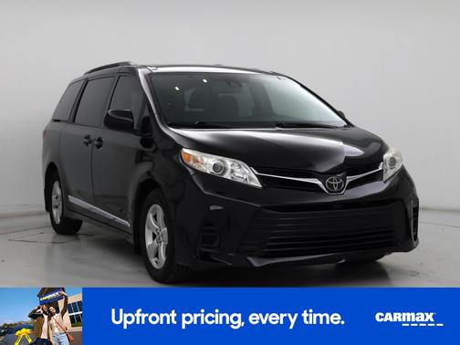 2019 Toyota Sienna LE