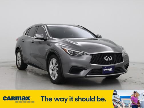 2018 INFINITI QX30 Luxury