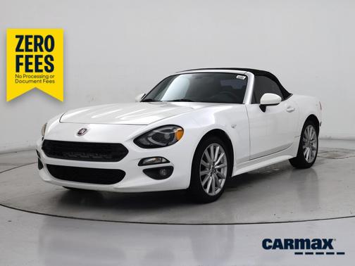 White 2020 FIAT 124 Spider Lusso