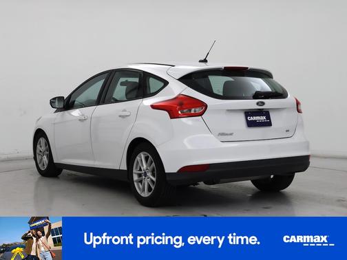 White 2015 Ford Focus SE