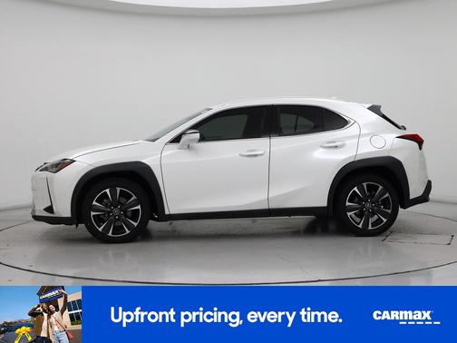 White 2021 Lexus UX 200