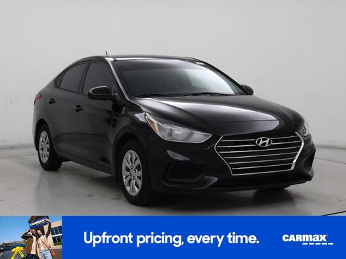 Black 2020 Hyundai Accent SE
