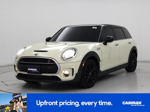 White 2019 MINI Clubman S