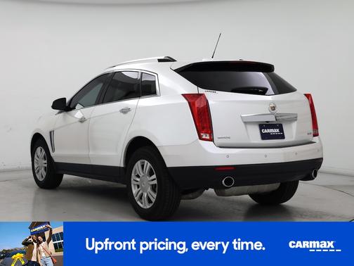 White 2015 Cadillac SRX Luxury