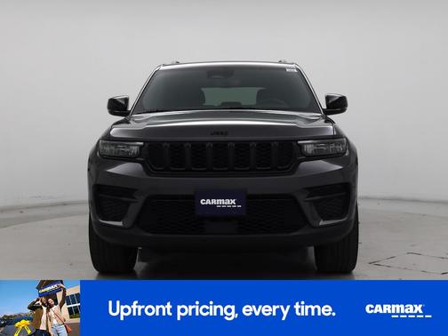 2022 Jeep Grand Cherokee Altitude