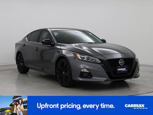 2022 Nissan Altima SR