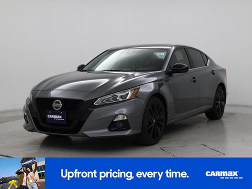 2022 Nissan Altima SR