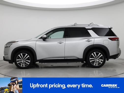 2022 Nissan Pathfinder Platinum