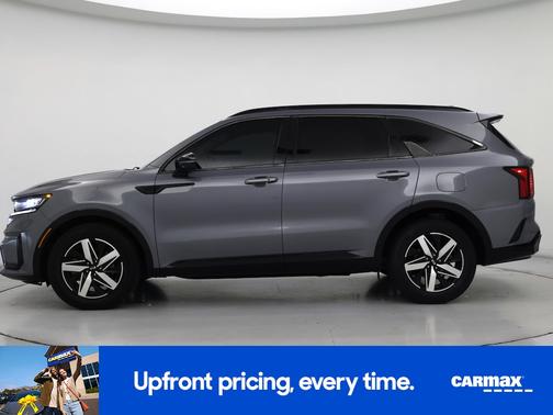 Silver 2021 Kia Sorento S
