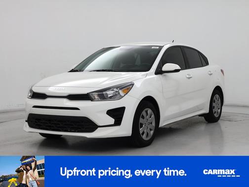 White 2022 Kia Rio S