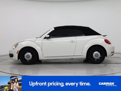 White 2014 Volkswagen Beetle 2.5