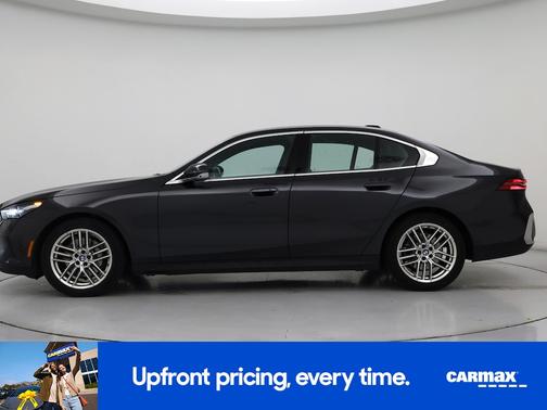 Gray 2025 BMW 530 I xDrive