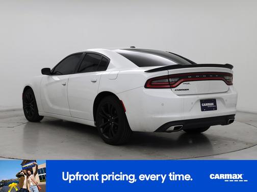 2016 Dodge Charger SE