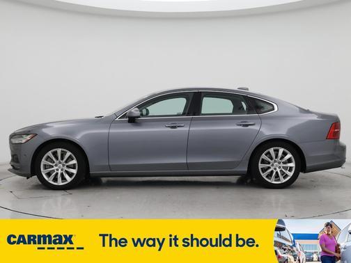 2017 Volvo S90 T6 Momentum