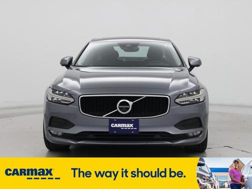 2017 Volvo S90 T6 Momentum