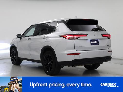 2024 Mitsubishi Outlander SE Black Edition