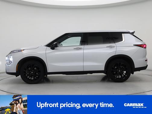 2024 Mitsubishi Outlander SE Black Edition