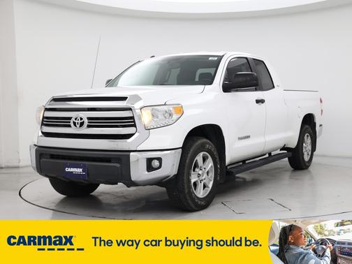 2017 Toyota Tundra SR5