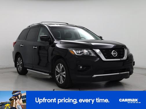 Black 2020 Nissan Pathfinder SL
