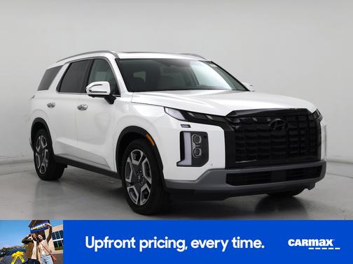 White 2025 Hyundai PALISADE Limited