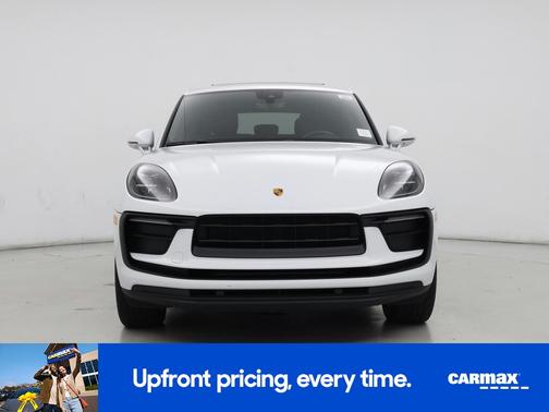 White 2022 Porsche Macan