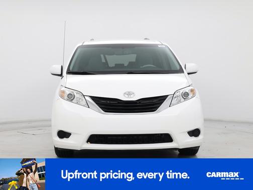 2014 Toyota Sienna LE