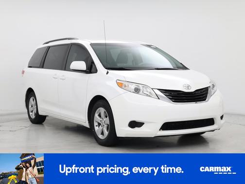 2014 Toyota Sienna LE